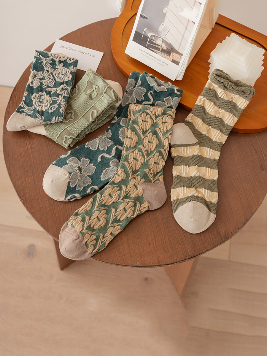 Lot de 5 paires de chaussettes en coton jacquard à fleurs artistiques pour femmes AT1035