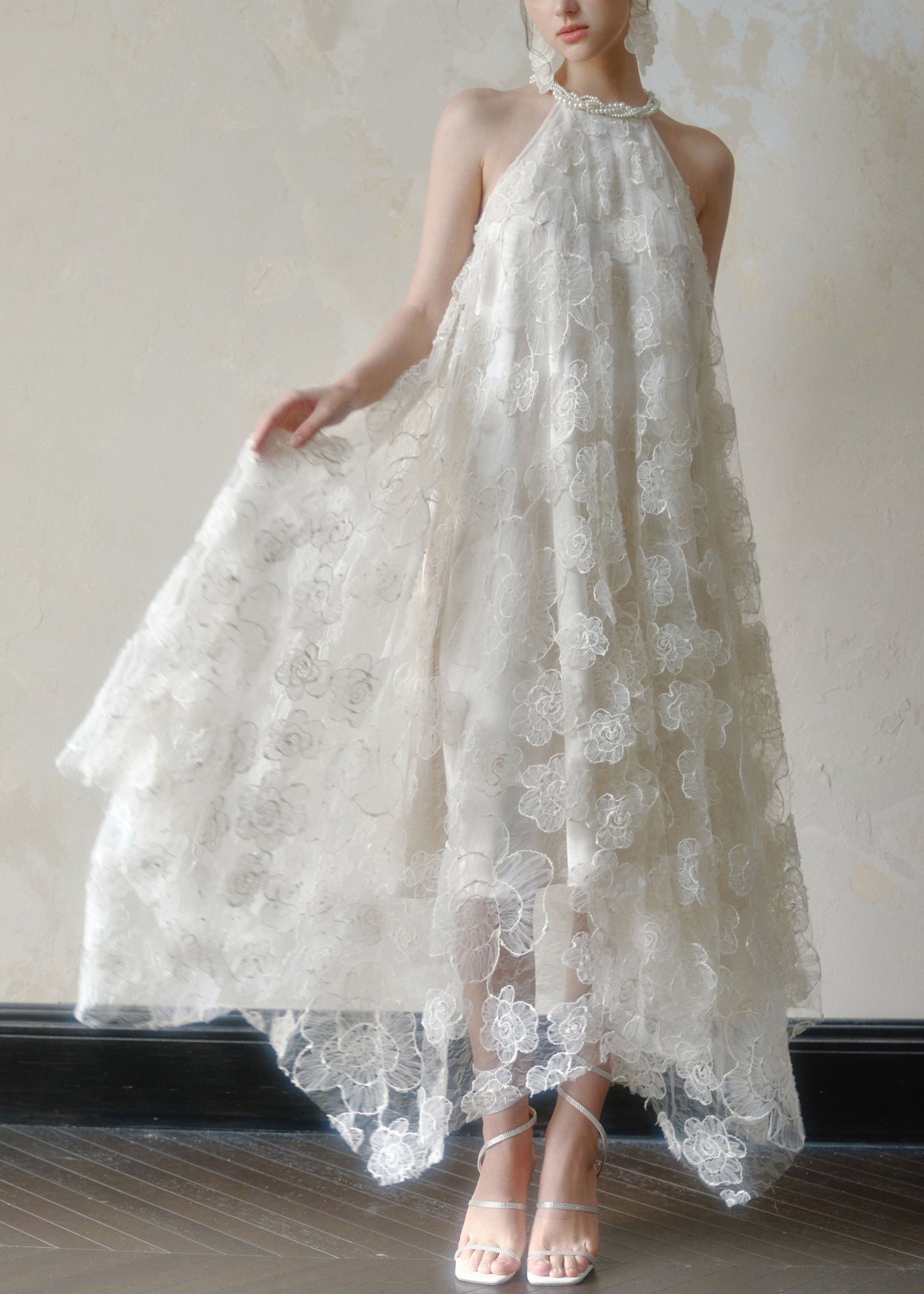 Pearl Lace Sleeveless Asymmetrical Art Long Dress White