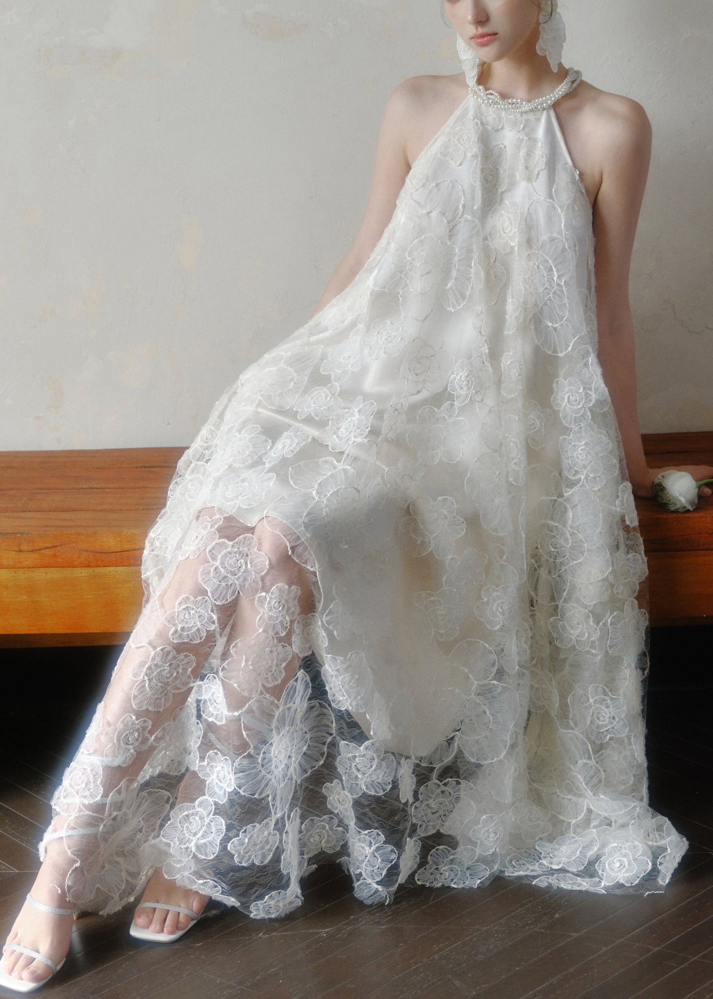 Pearl Lace Sleeveless Asymmetrical Art Long Dress White