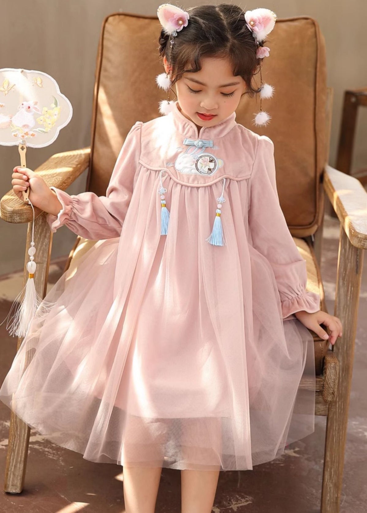 Chinese Style Pink Stand Collar Embroideried Girls Long Dresses Lantern Sleeve TV028