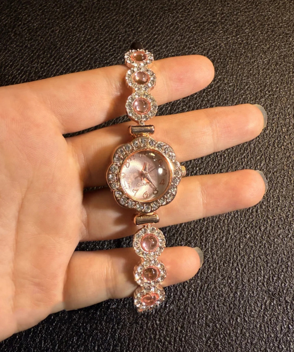 Zircon Watches Gem Inlaid Alloy Sapphire Fine Crystal Pink Stone
