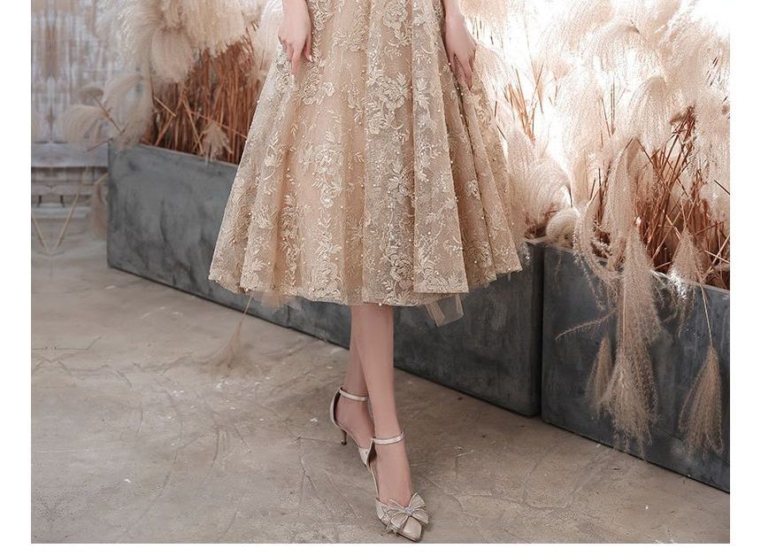 Short-Sleeve Mock Neck Flower Embroidered Faux Pearl A-Line Cocktail Dress / Evening Gown