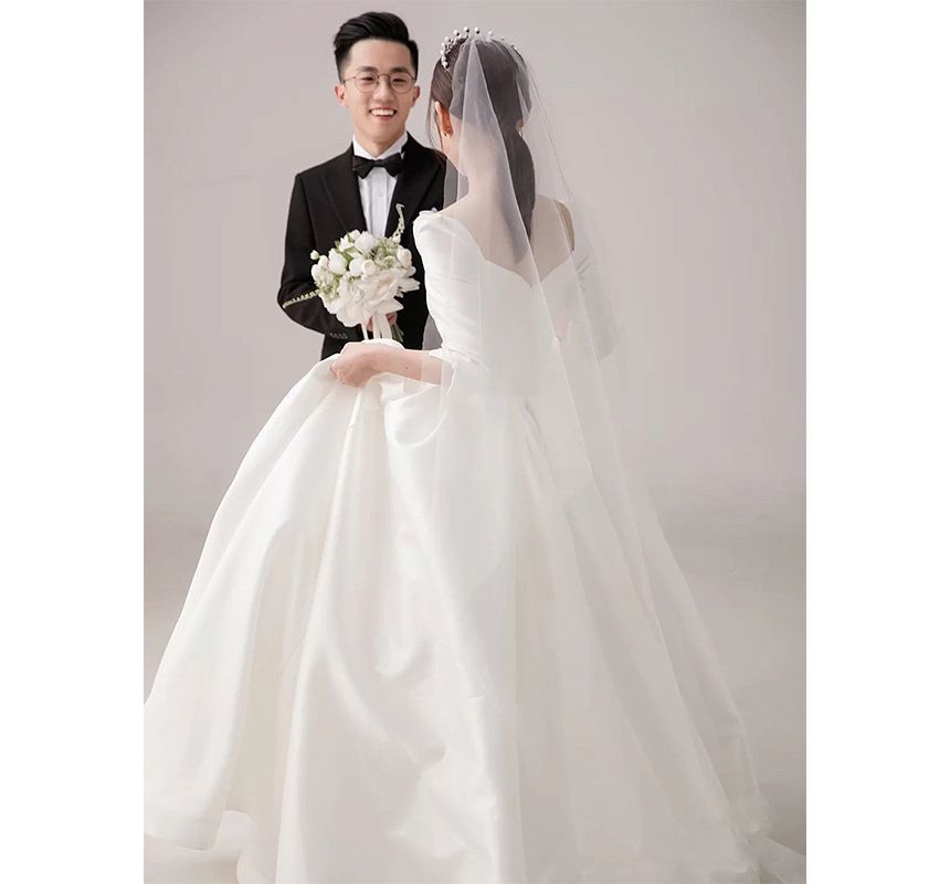 3/4-Sleeve Square Neck Plain Pleated A-Line Wedding Gown