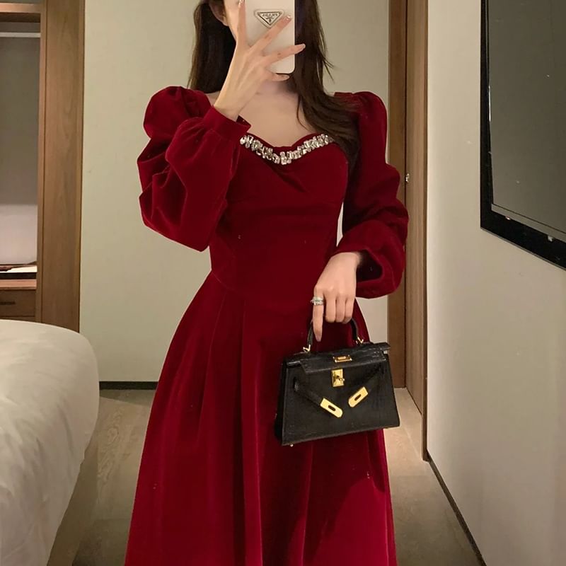 Long-Sleeve V-Neck Plain Rhinestone Accent A-Line Evening Gown