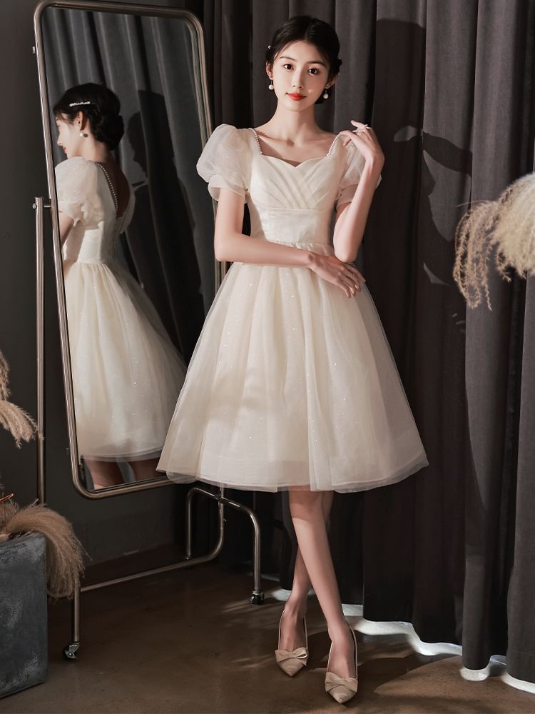 Short-Sleeve V-Neck Glitter A-Line Evening Gown / Party Dress