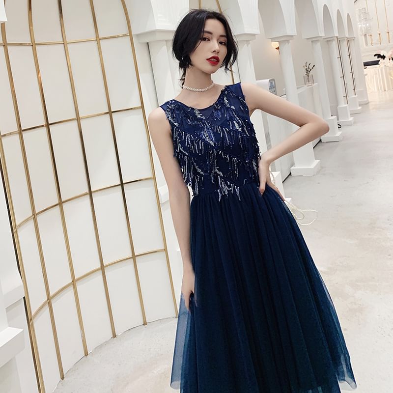 Sleeveless Plaid Fringed Trim Midi A-Line Dress