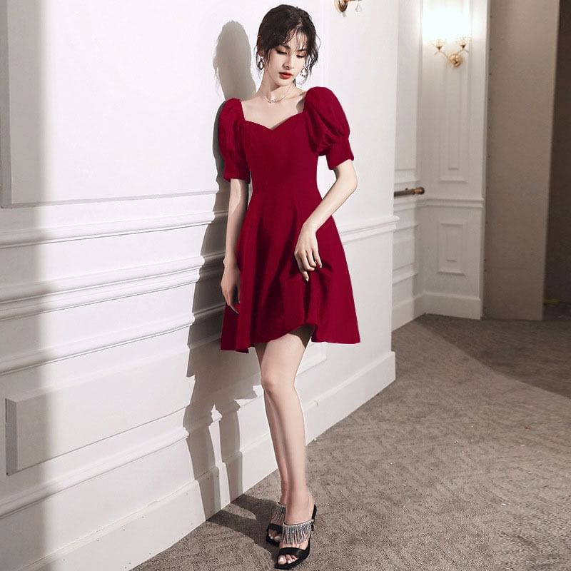 Puff-Sleeve Plain Mini A-Line Dress
