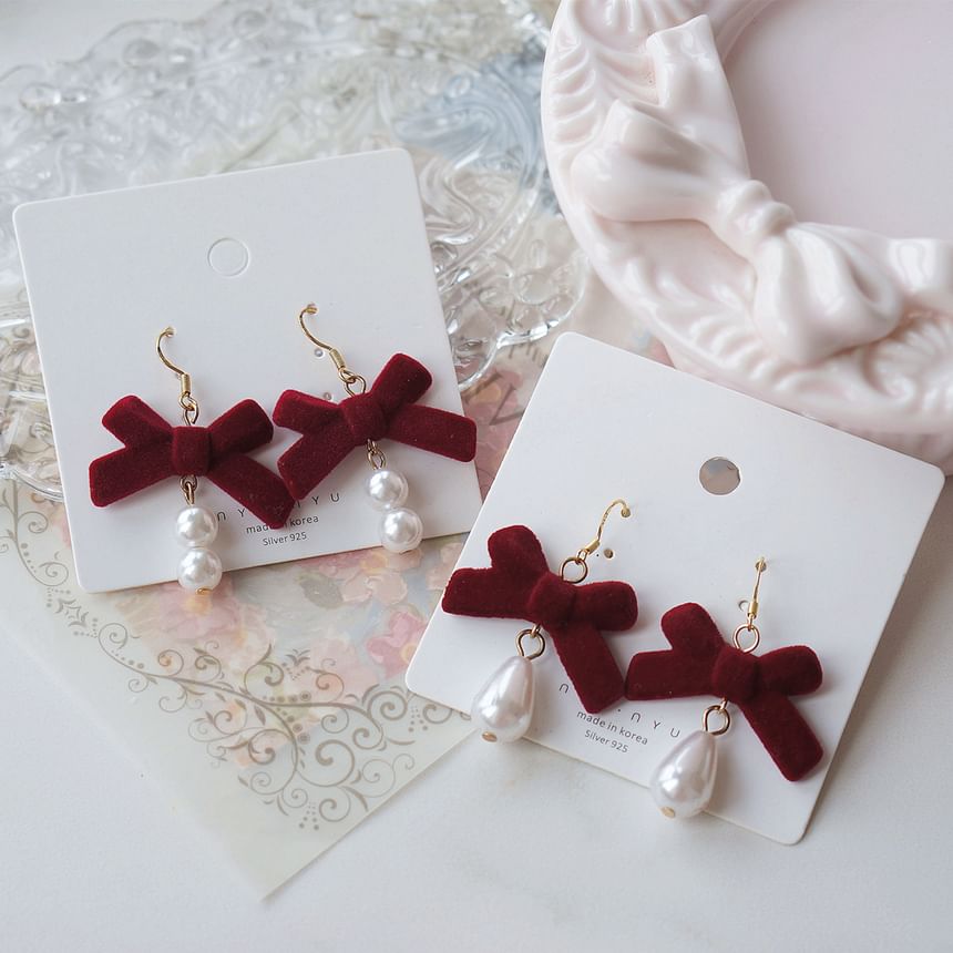 / Pearl Hook Clip-On Faux Earring Drop Bow