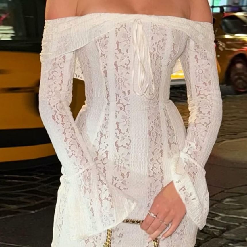 Off The Shoulder Long Sleeve Lace Mini Bodycon Dress / Sheath Evening Gown