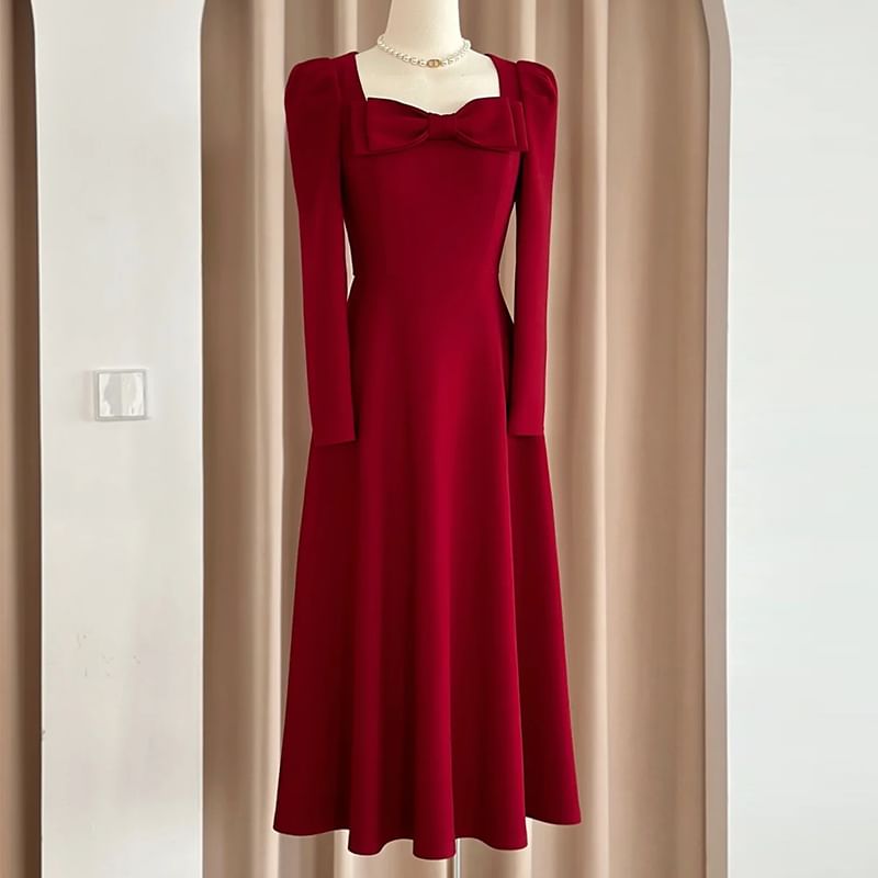 Long-Sleeve Square-Neck Plain Bow A-Line Evening Gown