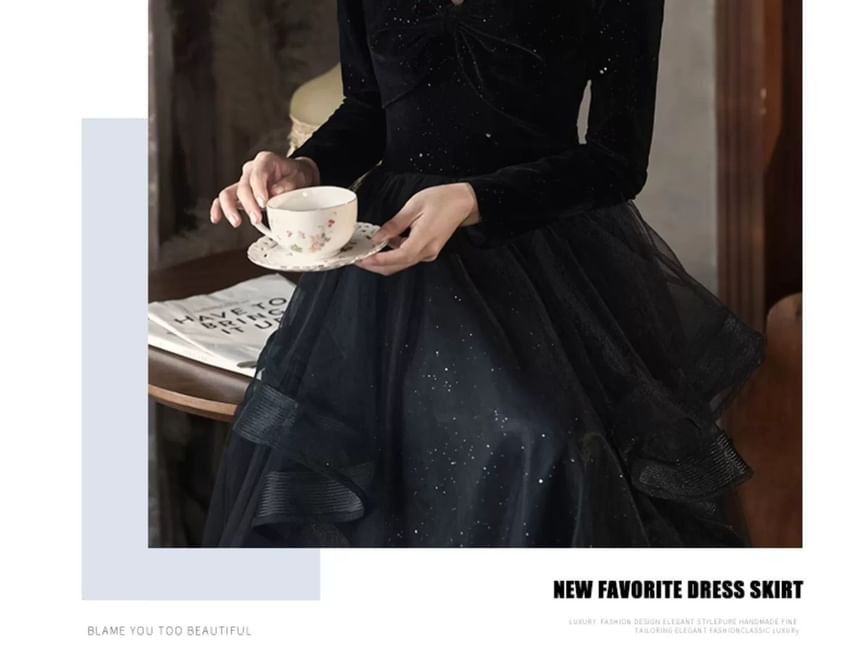 Long-Sleeve  Sweetheart Neck Plain Glitter A-Line Evening Gown