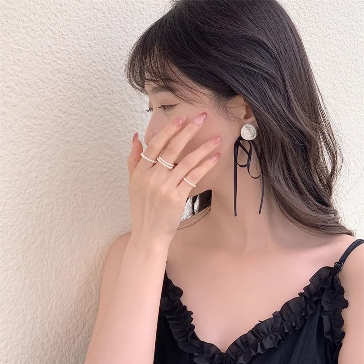 Ribbon Flower Earring Stud