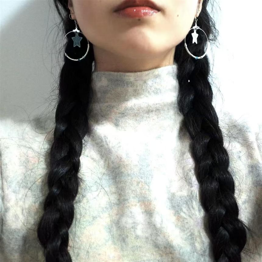 Star-Shaped Dangle Earring