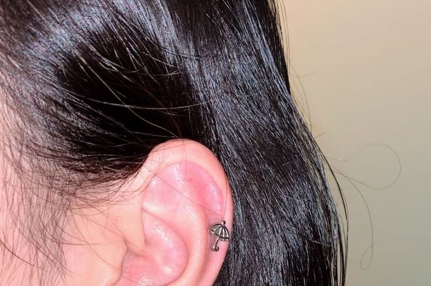 Stud Music Earring Note