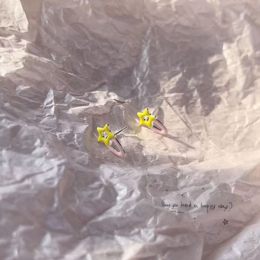 Stud Star-Shaped Earring