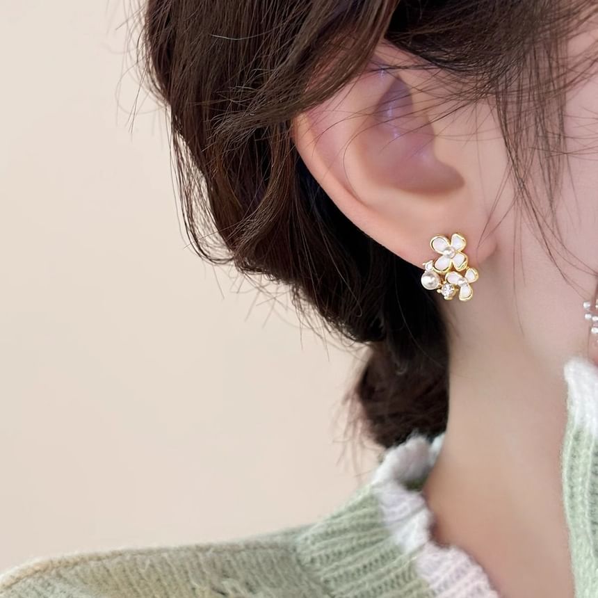 Stud Ear Faux Floral Pearl Cuff / Earring Alloy