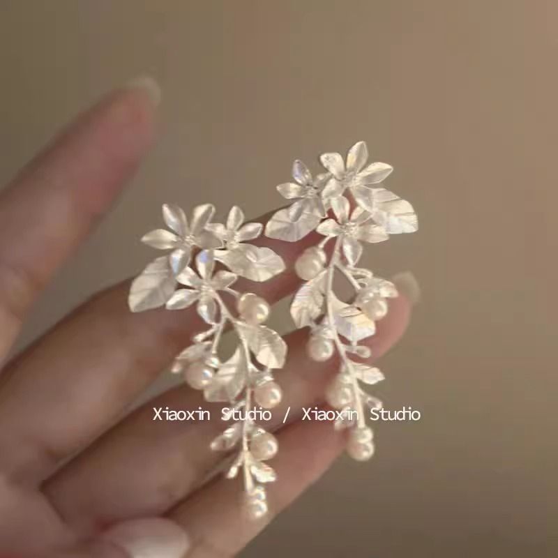 Alloy Floral Pearl Faux Earring Dangle