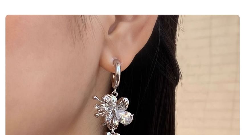 Floral Earring Dangle Asymmetrical Alloy