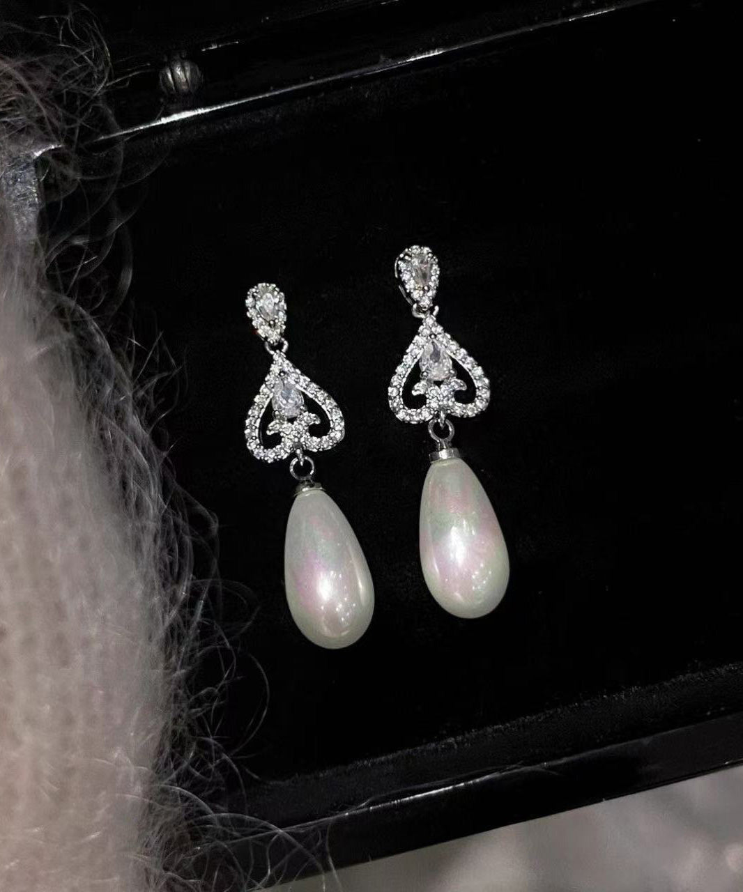 Modern Zircon Drop Earrings Silk Overgild Copper Pearl