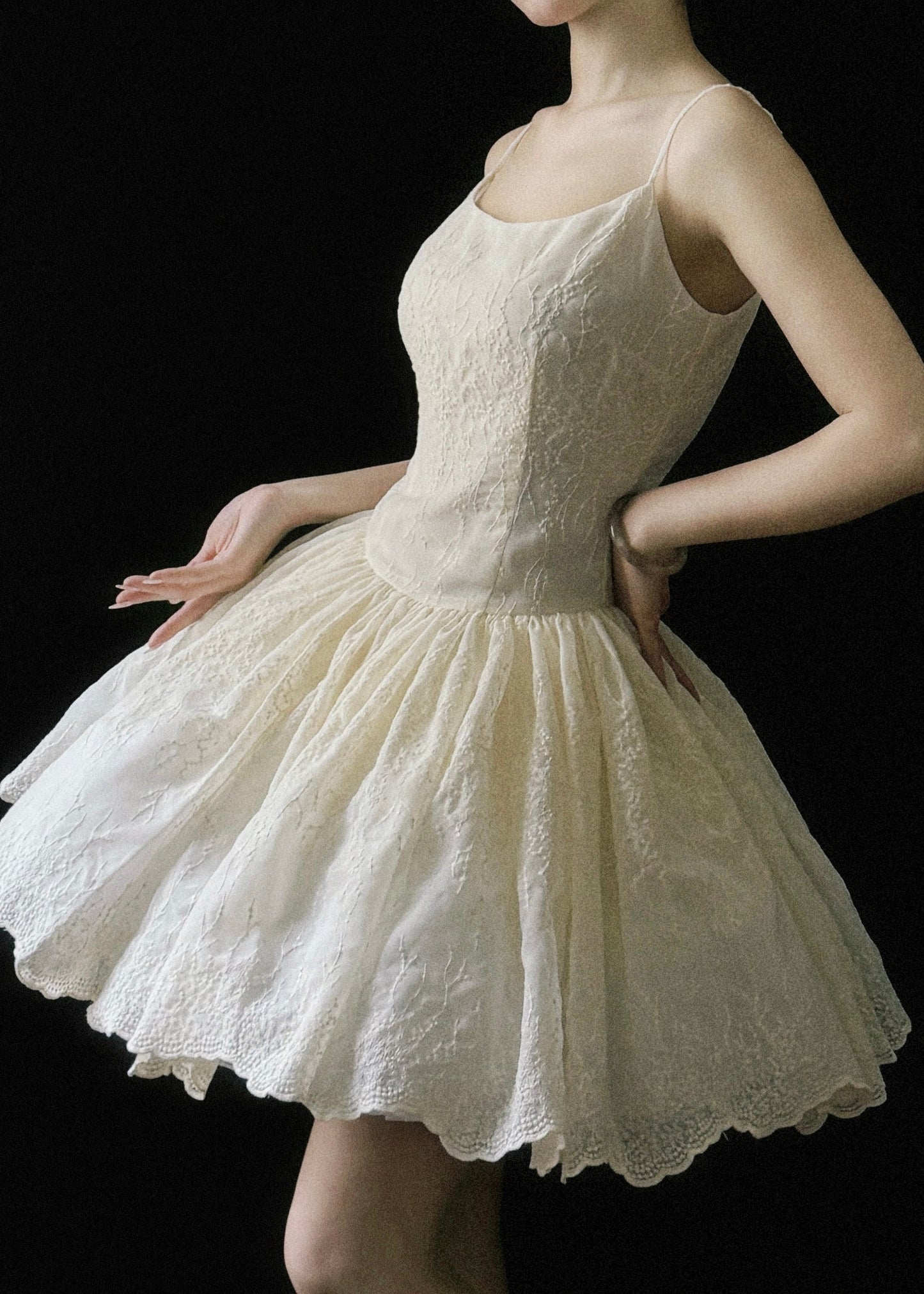 New Beige Dresses Cotton Sleeveless Wrinkled Mini Embroidered