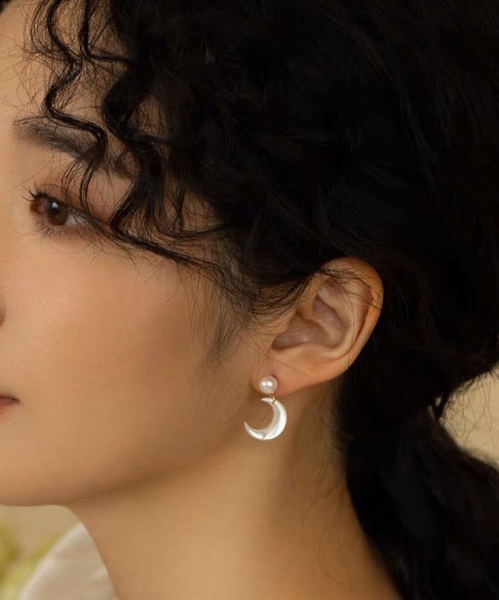 Stud Earrings Pearl Novelty White Overgild Moon Copper