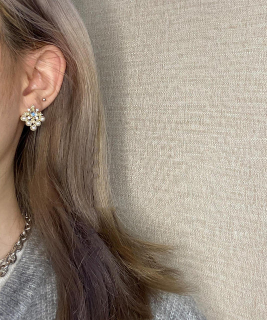 Boucles d'oreilles à tige simples en perles blanches et zircones GH1002