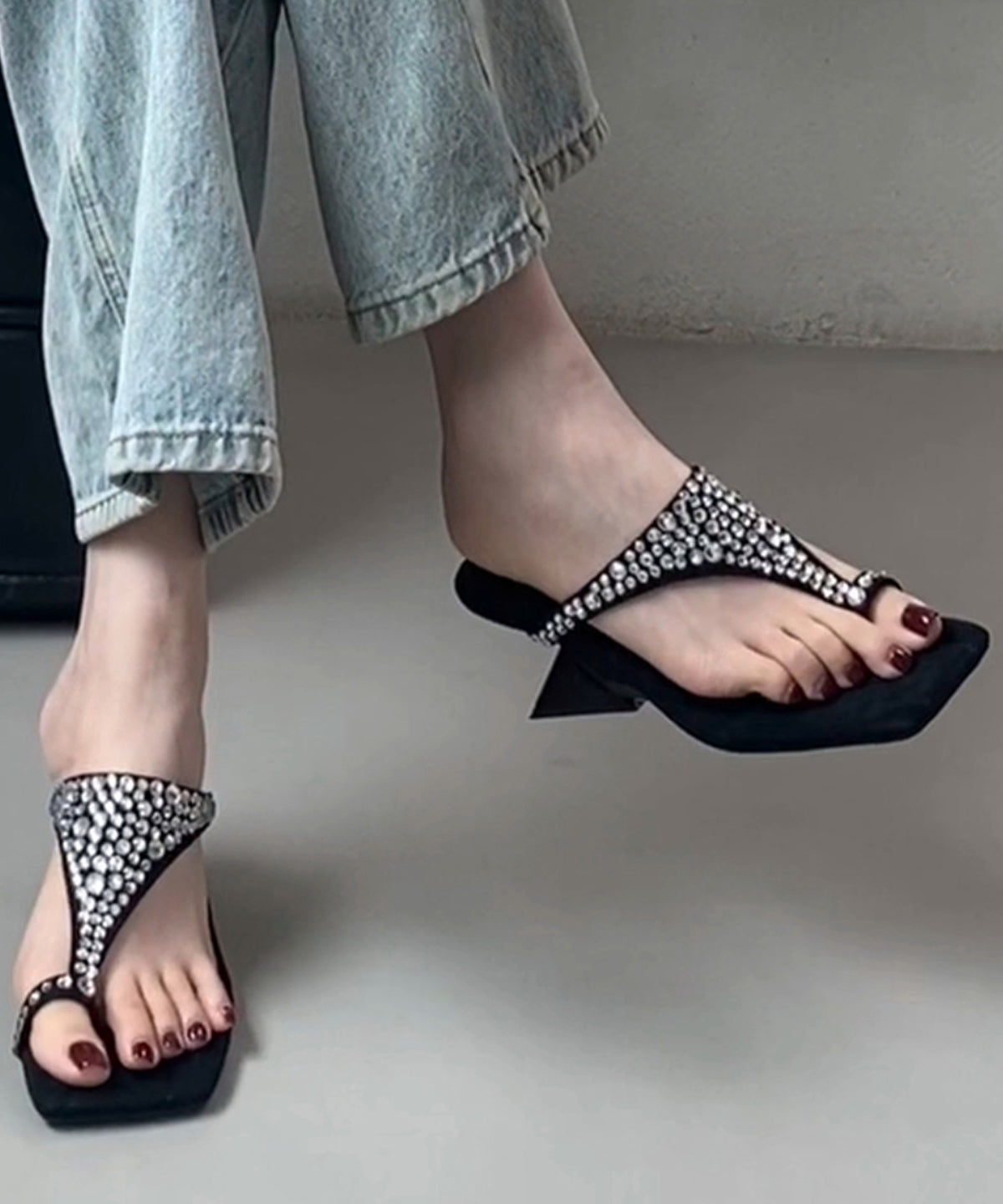 Zircon Stylish Sandals Black Thong Wedge Suede Splicing