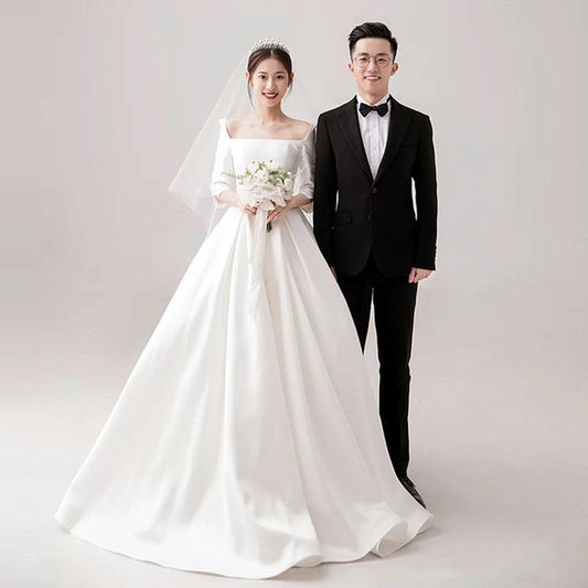 3/4-Sleeve Square Neck Plain Pleated A-Line Wedding Gown