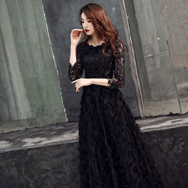 3/4-Sleeve Round Neck Lace Fringed A-Line Evening Gown / Midi Dress