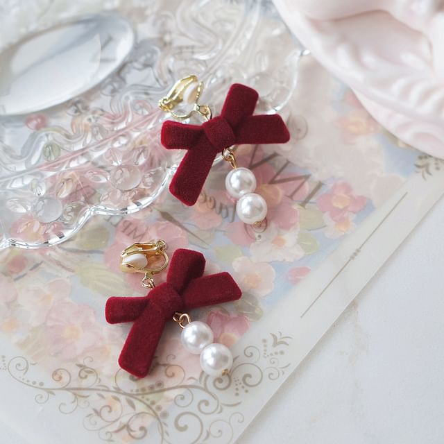 / Pearl Hook Clip-On Faux Earring Drop Bow