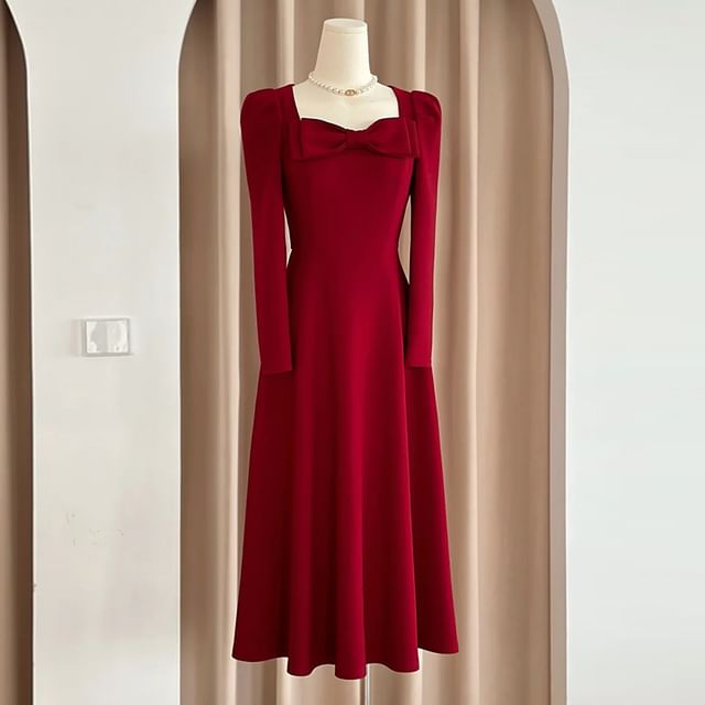 Long-Sleeve Square-Neck Plain Bow A-Line Evening Gown