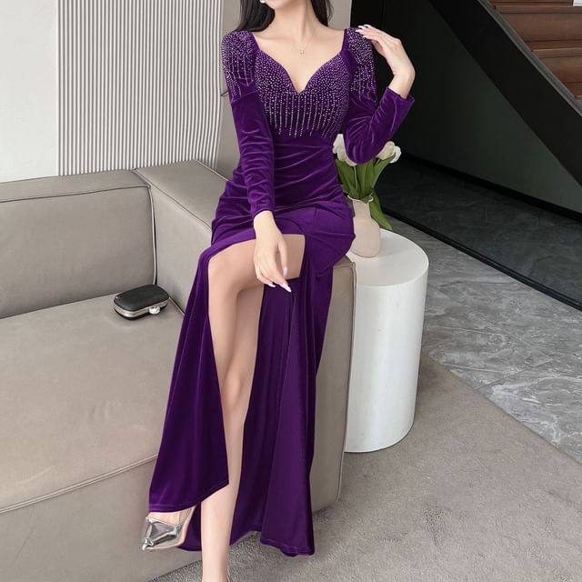 Long-Sleeve V-Neck Rhinestone Mermaid Evening Gown
