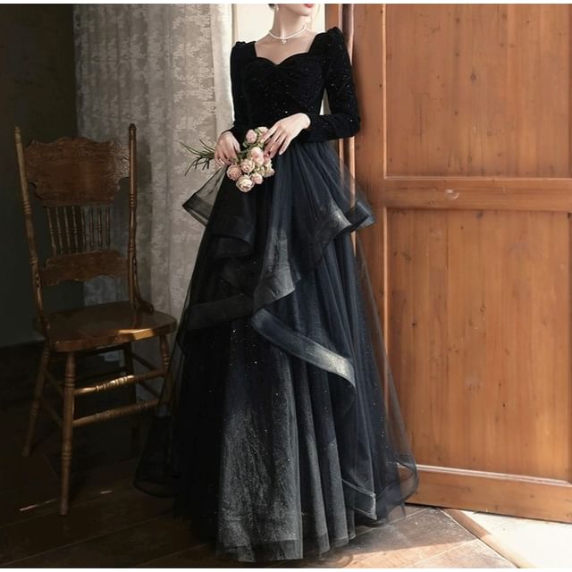 Long-Sleeve  Sweetheart Neck Plain Glitter A-Line Evening Gown