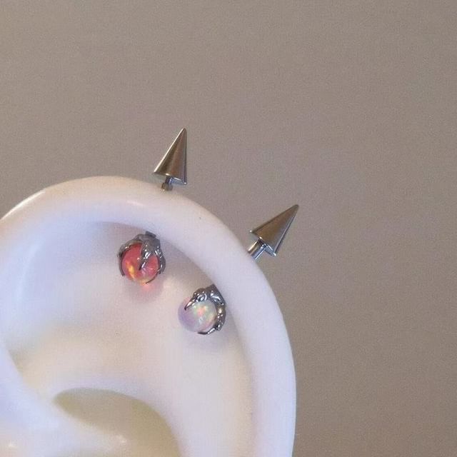 Earring Through Faux Alloy Claw Gemstone