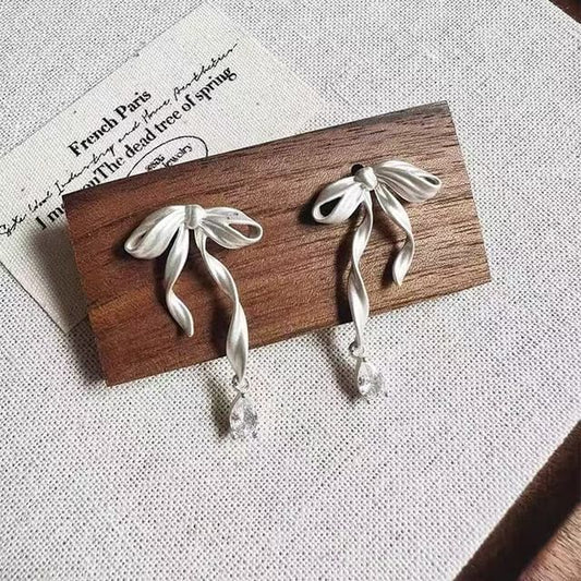 Drop Rhinestone Clip-On Earring / Bow