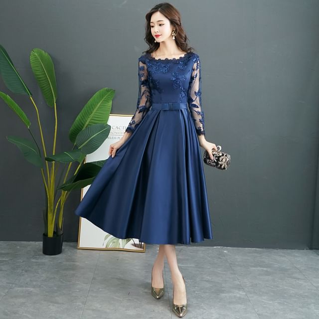Long-Sleeve Round Neck Lace Panel Evening Gown