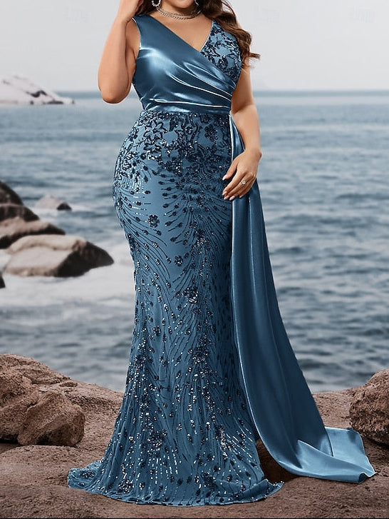 Long / Mermaid Gown Dress Sparkle Formal Wear Evening Trumpet
